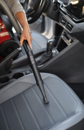 still-life-cleaning-tools